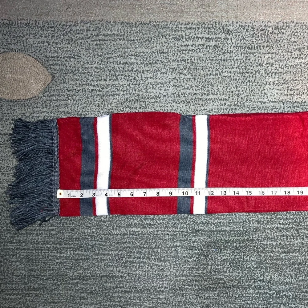 Unisex Holloway Red Rib Knit Gray & White Striped Scarf With Pockets And Tassel
